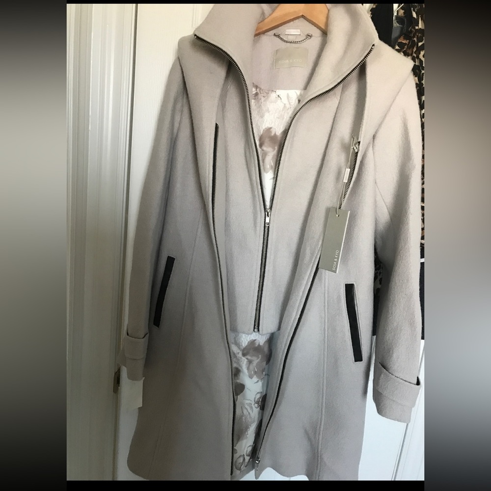 Sous & Kyo Wool Coat